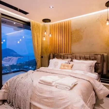 Yana Villa Kas